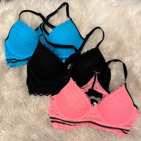 PINK Victoria's Secret Other - Cute bras 💖🖤💙
